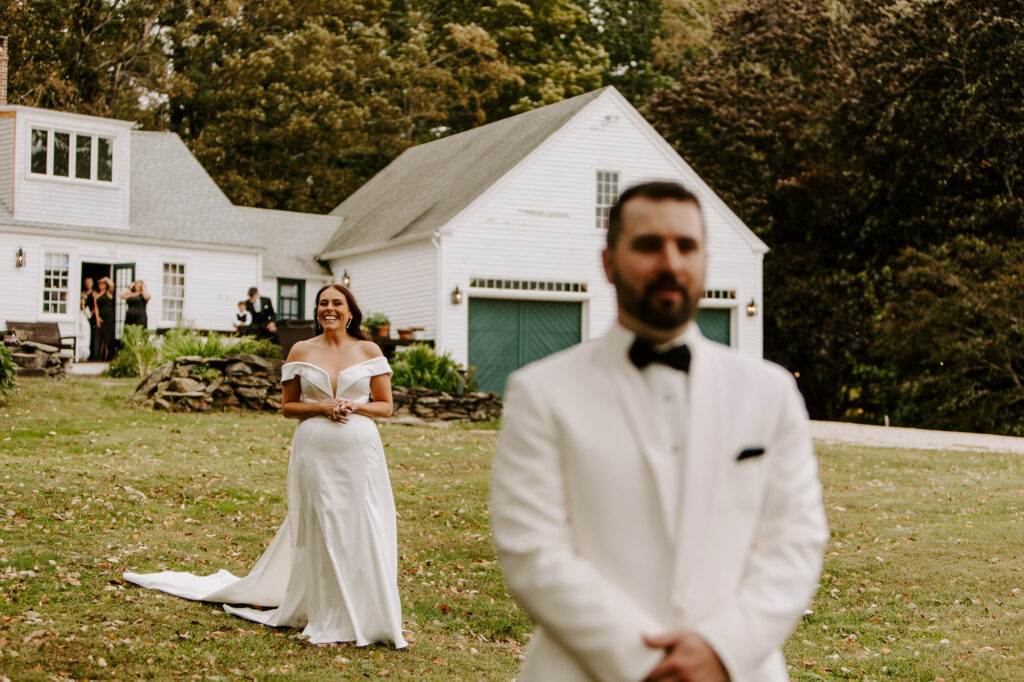 powder major's farm wedding first look